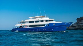 Дайвинг сафари на яхте Oman Explorer, заповедник Дайманият