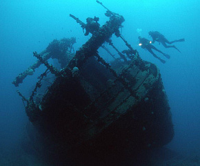 Затонувшие корабли и рифы в северной части Красного моря